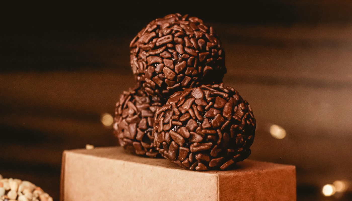 Incremente o brigadeiro de panela: como deixar mais cremoso, crocante e com sabor extra