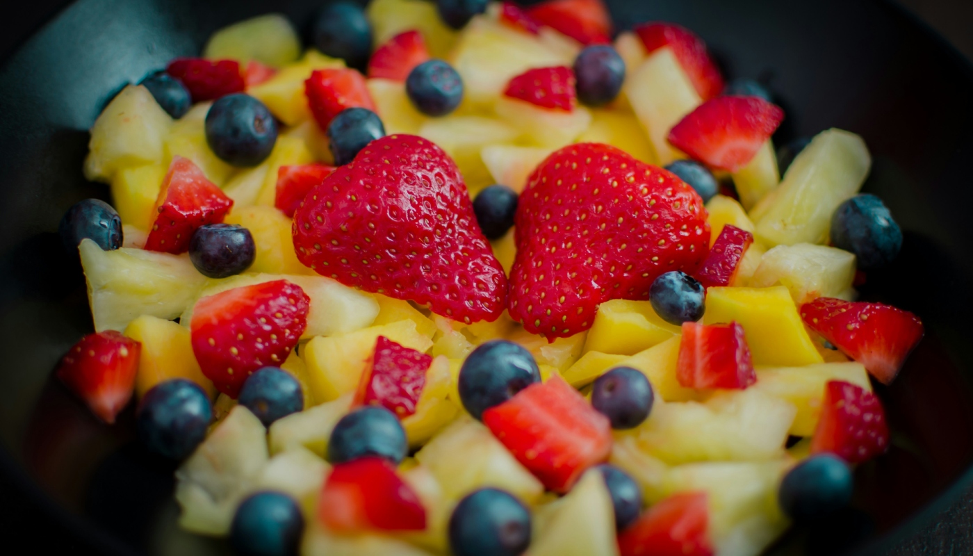 Como guardar fruta cortada