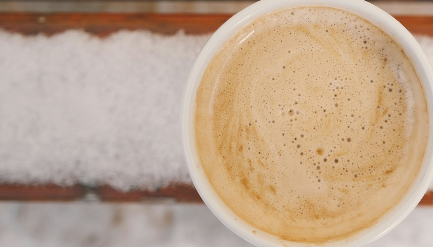 Eis o melhor (e mais gostoso) jeito de preparar o cappuccino pronto de caixinha