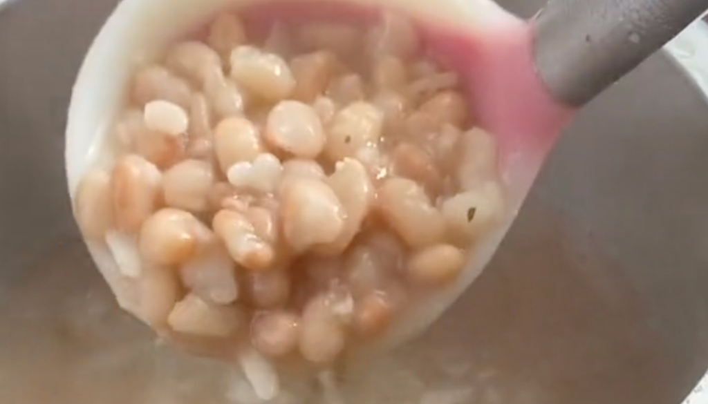 Feijão branquinho. (Crédito: Reprodução/TikTok @vivianeoliveirablog)
