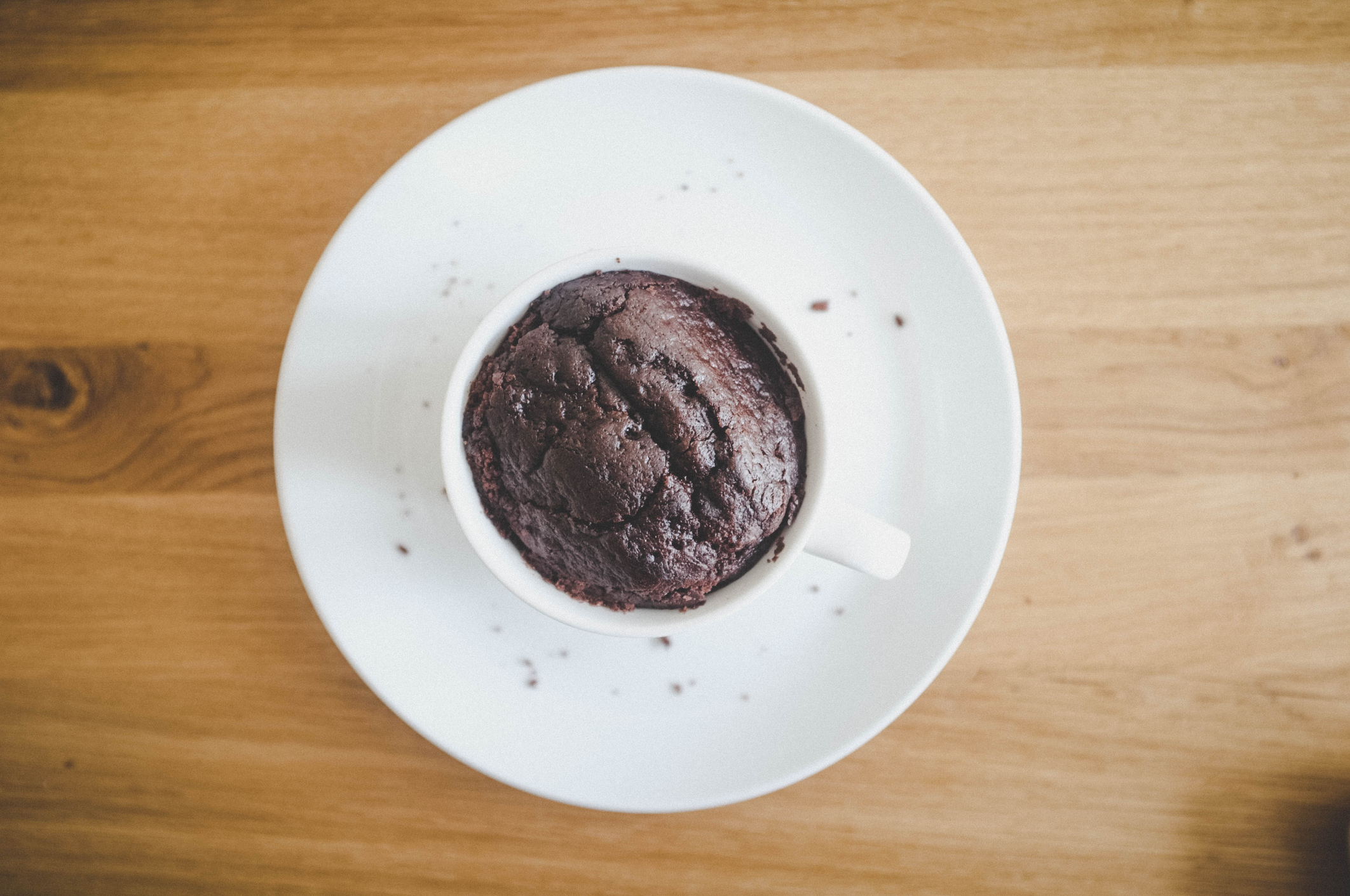 Brownie de caneca fica pronto em menos de 5 minutos