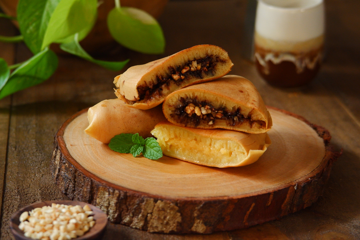 Martabak, uma panqueca de chocolate com queijo