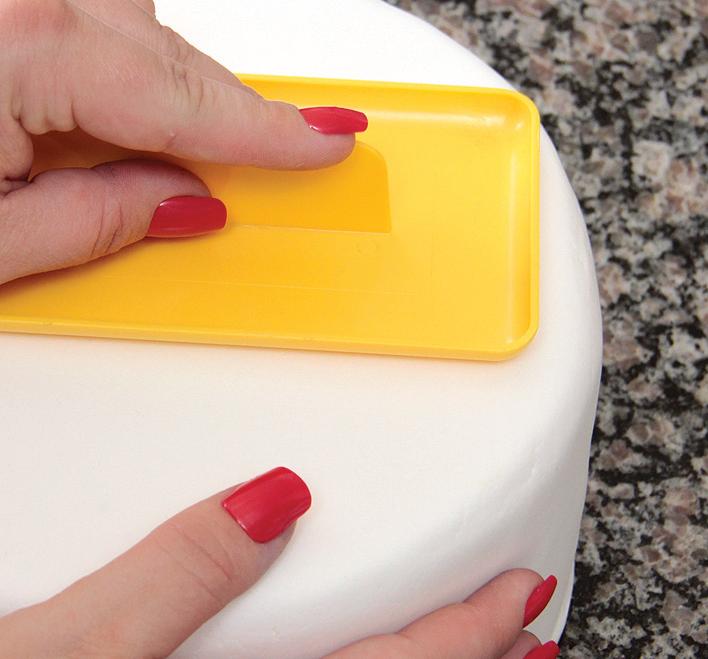 Bolo com decoração infantil: veja os passos para aprender