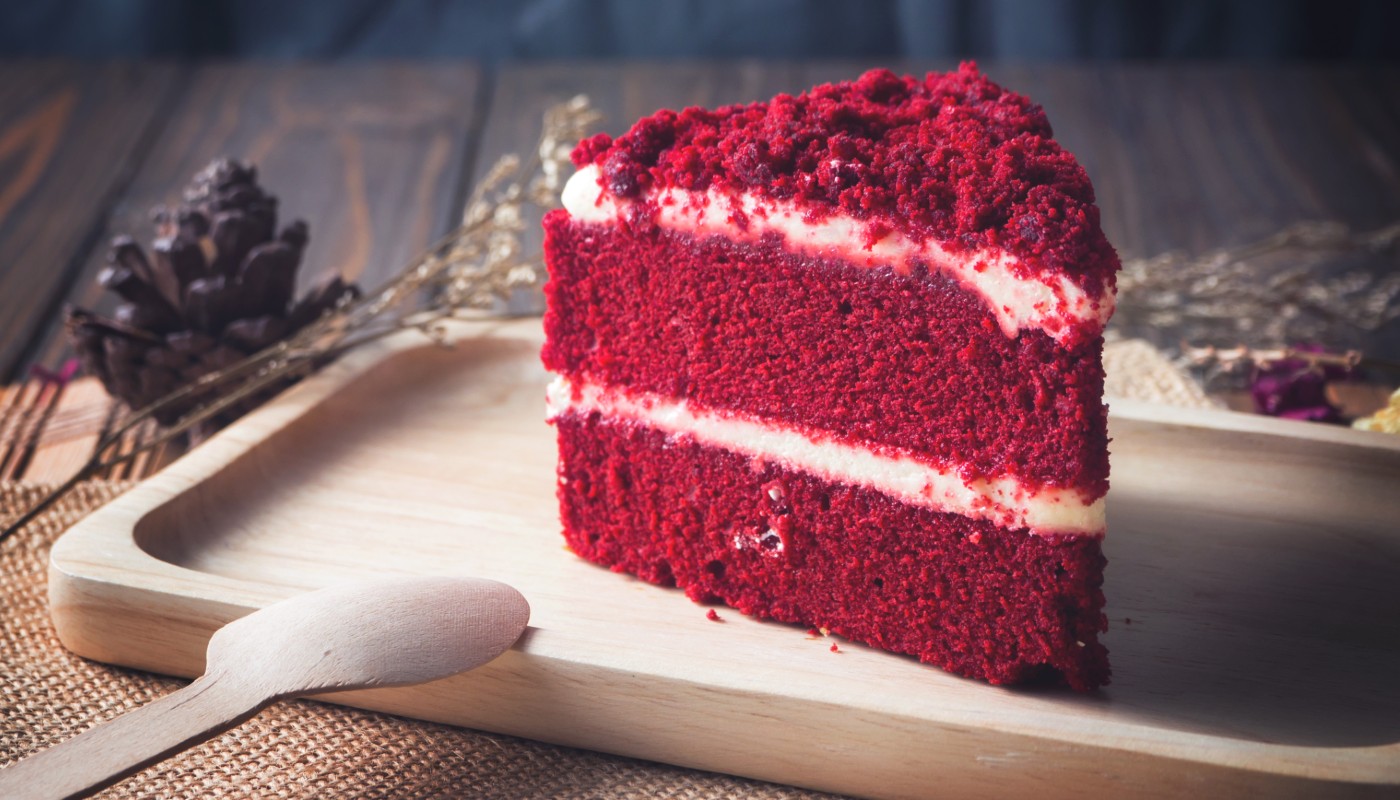 Receita fácil para fazer bolo red velvet tipo “naked” igual ao da esposa de Mano Walter