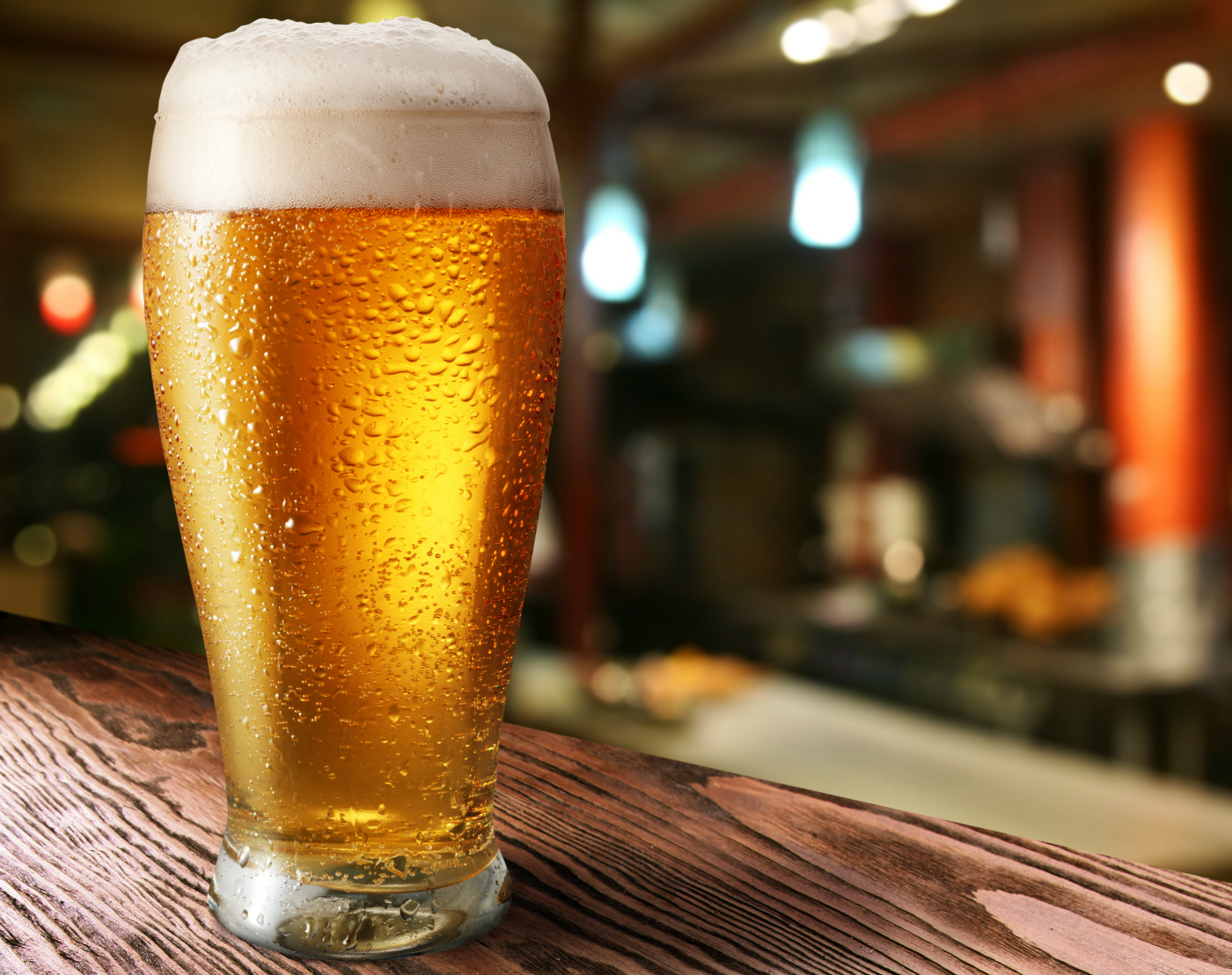 Quantas calorias têm cada bebida: cerveja, sidra, chopp, gim e prosecco? Descubra!