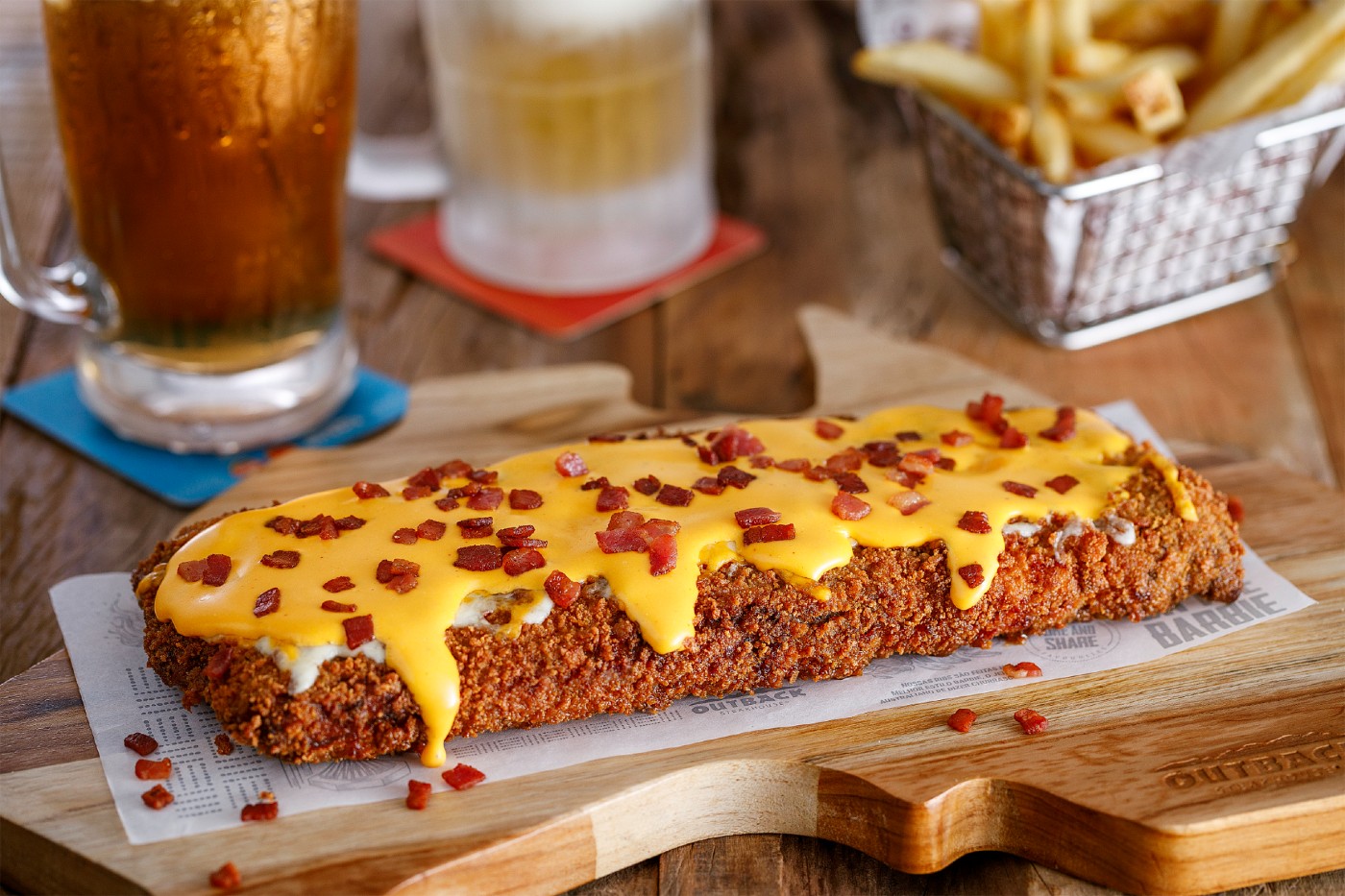 Lanche de costela e até trio de sobremesas voltam ao Outback por tempo limitado