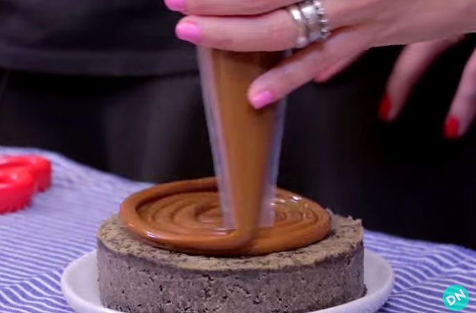 Cheesecake de Oreo com doce de leite para IMPLORAR por mais