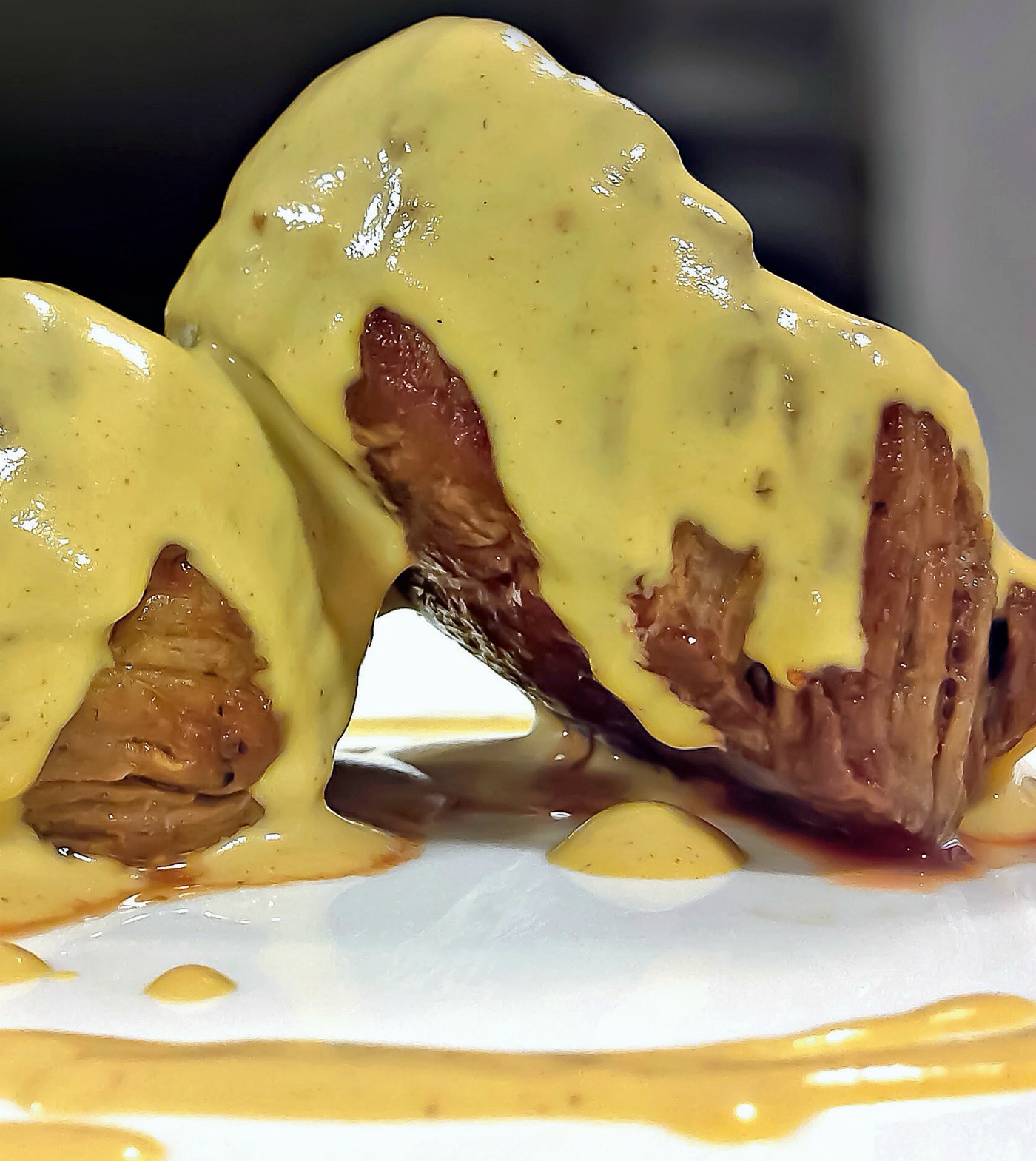 Masterchef também cozinha cansado: Leo Young ensina 2 receitas de até 45 minutos