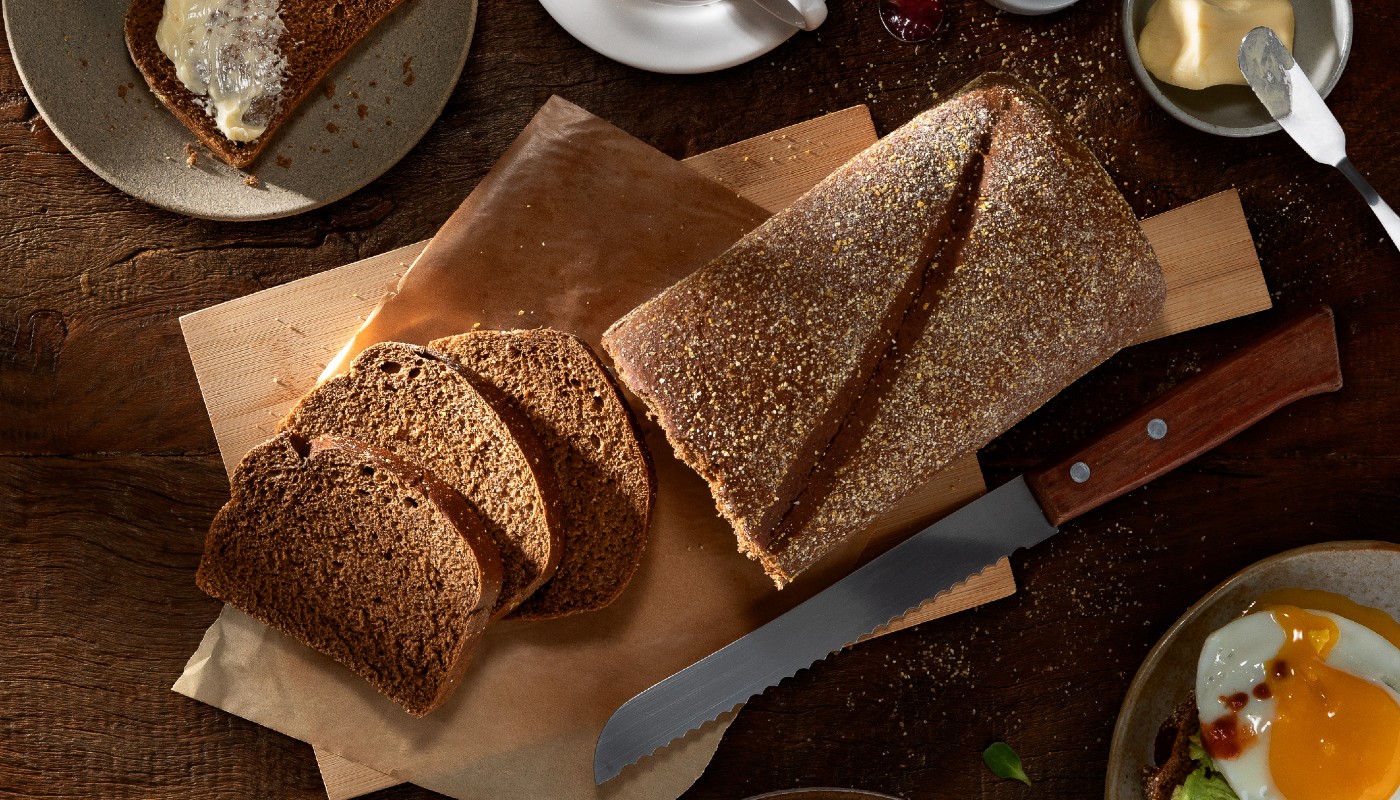 Pão do Outback ganha versão maior para levar e comer em casa: veja como ele ficou!