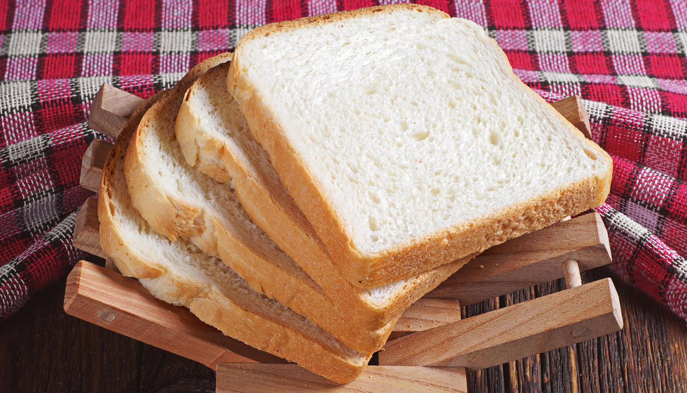 Molho salgado demais? Uma fatia de pão pode ser a solução. Aprenda o truque