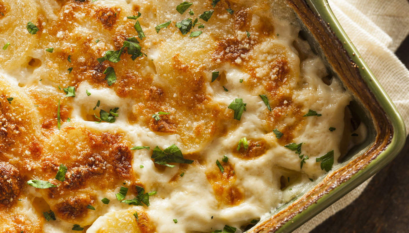 Ingrediente simples leva pratos gratinados a outro nível: casquinha fica mais crocante
