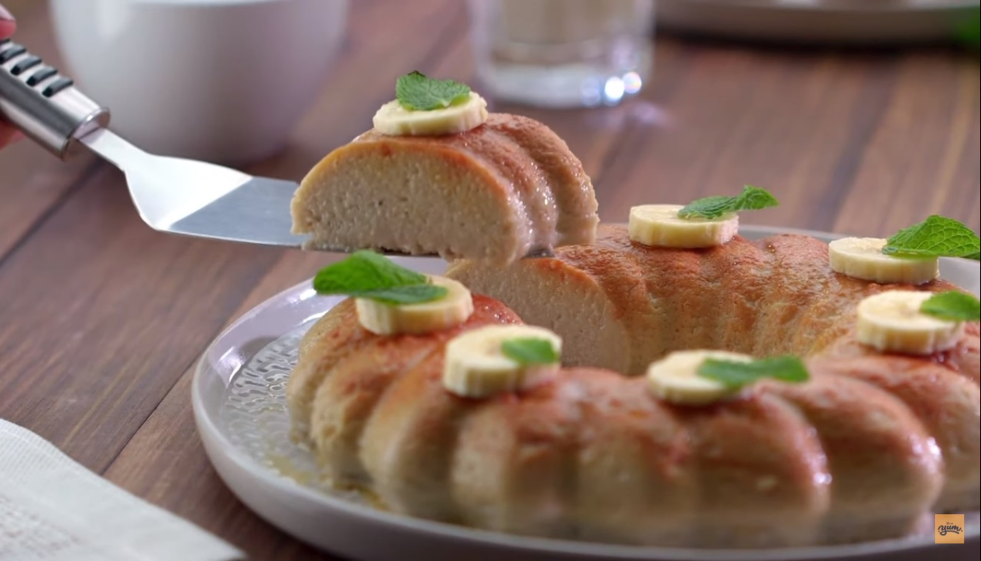 Pudim de banana fácil de fazer para comer geladinho com mel e hortelã
