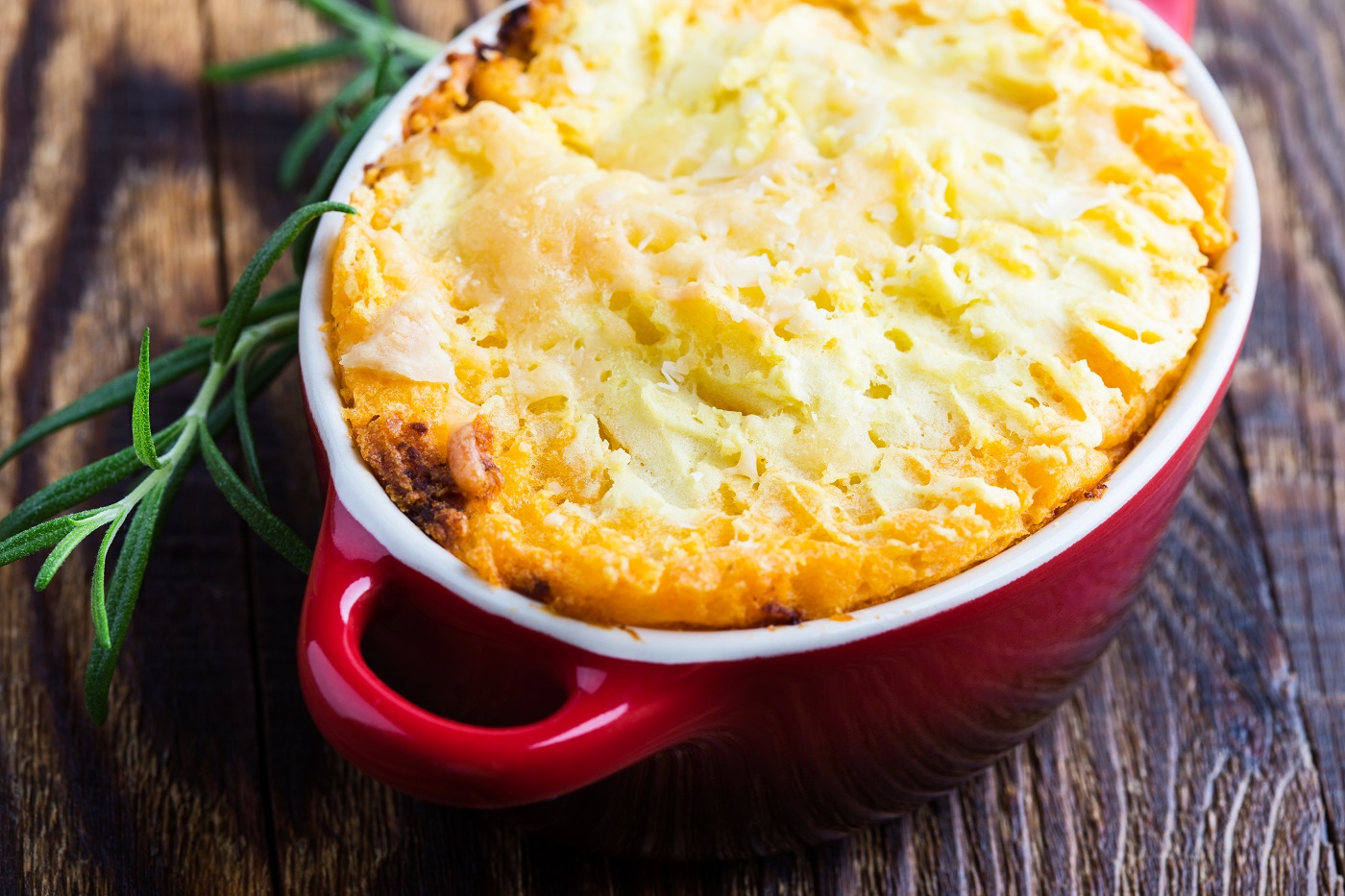 6 coisas que ficam (muito!) melhores com queijo ralado