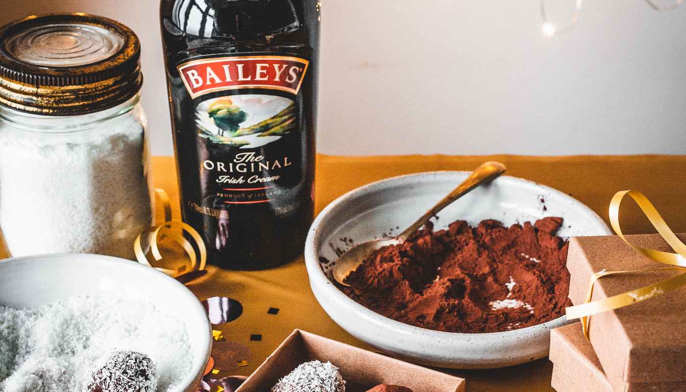 Faça você mesmo: receitas com Baileys dão delicioso presente de Natal