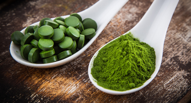Abacate com spirulina: receita de Mariana Goldfarb segura fome e ajuda a emagrecer