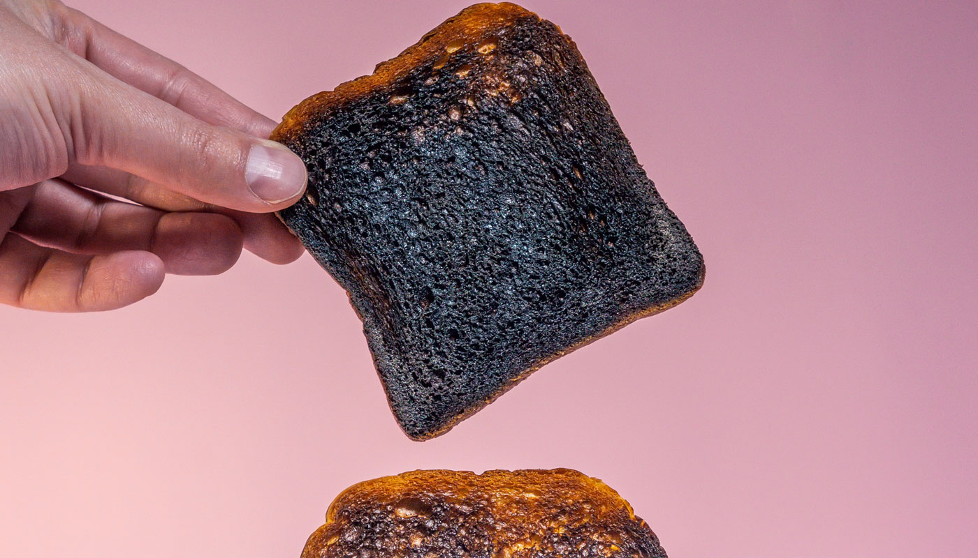 Torrada queimou? Truque simples soluciona o problema e salva o pãozinho